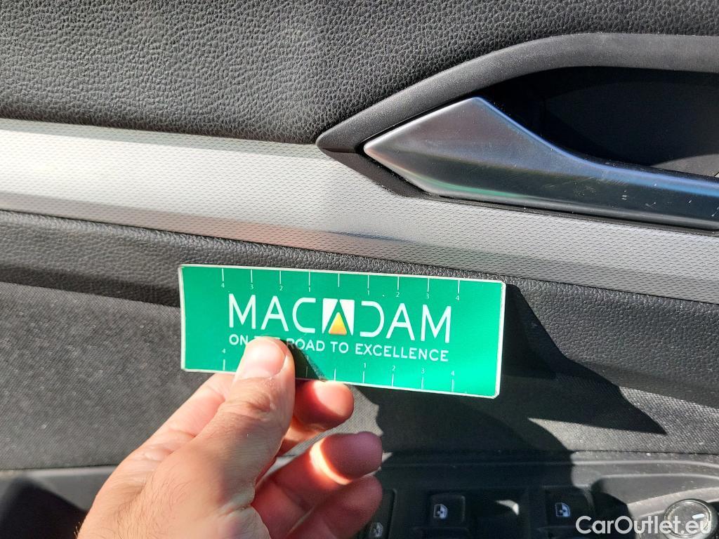  Volkswagen  Golf  VOLKSWAGEN / 2020 / 5P / berlina con portón 1.0 TSI 81kW (110CV) #28