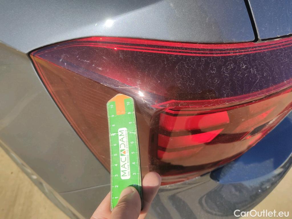  Volkswagen  Polo VOLKSWAGEN  / 2021 / 5P / berlina con portón Life 1.0 TSI 70kW (95CV) #3