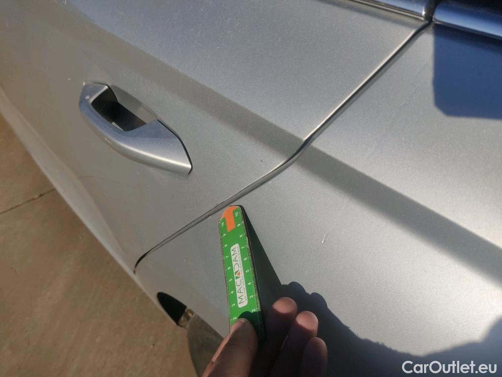  Skoda  Octavia SKODA  / 2020 / 5P / familiar Combi 2.0 TDI 110kW(150CV) DSG Ambition #32