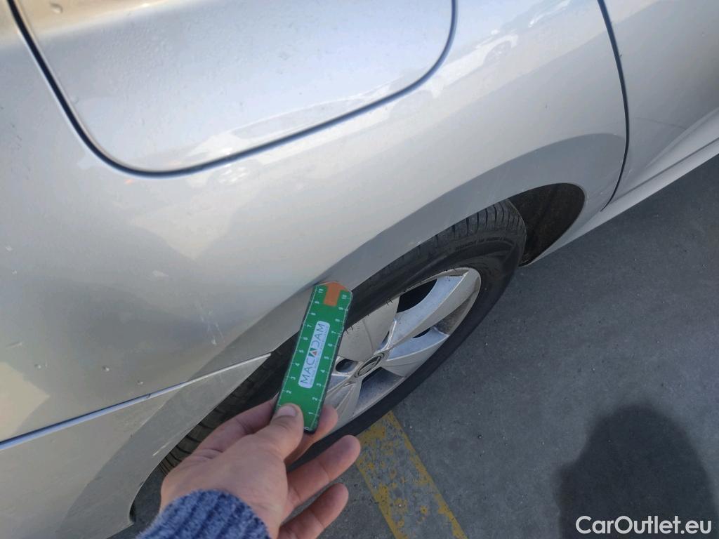  Skoda  Octavia SKODA  / 2020 / 5P / familiar Combi 2.0 TDI 110kW(150CV) DSG Ambition #14