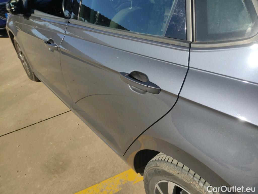  Volkswagen  Polo VOLKSWAGEN  / 2021 / 5P / berlina con portón Life 1.0 TSI 70kW (95CV) #9