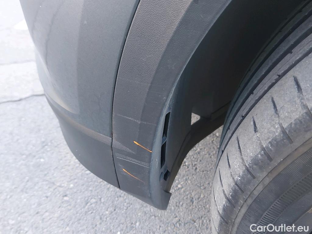  Volkswagen  T-ROC VOLKSWAGEN  / 2017 / 5P / todoterreno Advance 2.0 TDI 110kW (150CV) DSG (AC2) #38