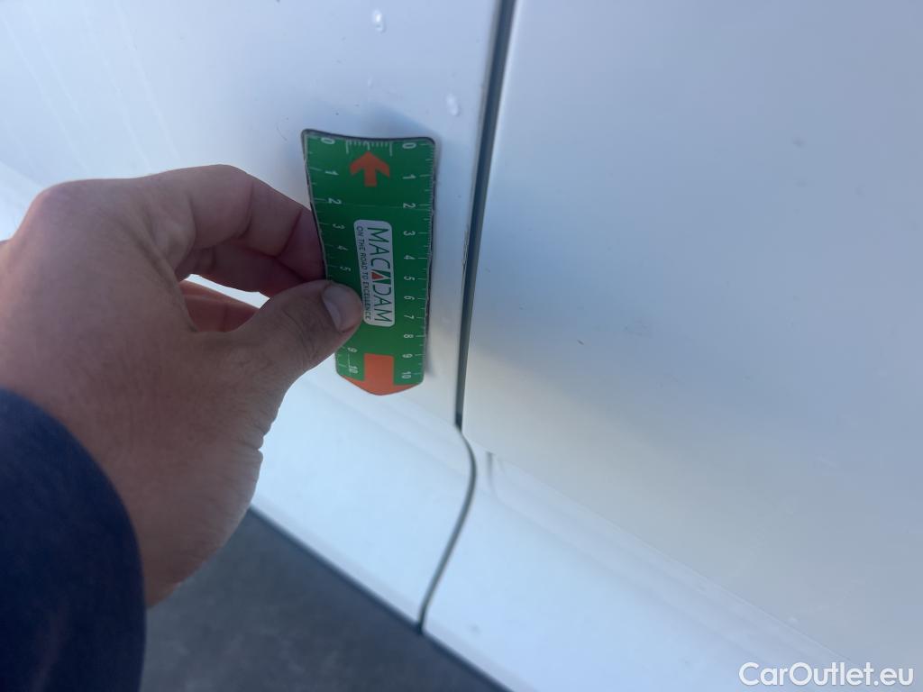  Volvo  XC 40 VOLVO XC40 / 2017 / 5P / todoterreno 2.0 D3 Business Plus Auto #4