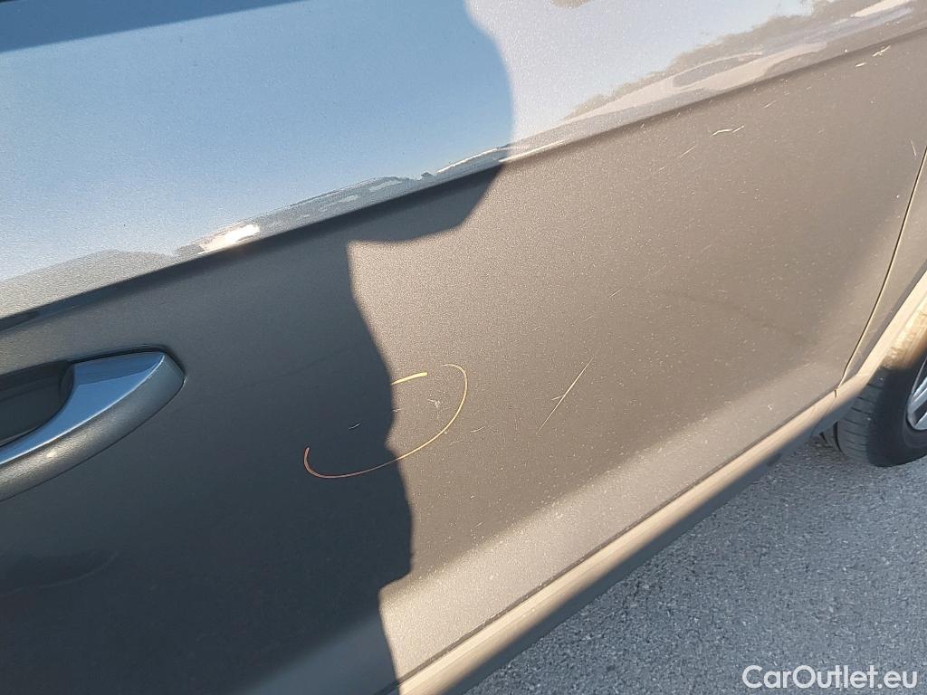  Volkswagen  T-ROC VOLKSWAGEN  / 2017 / 5P / todoterreno Advance 2.0 TDI 110kW (150CV) DSG (AC2) #11