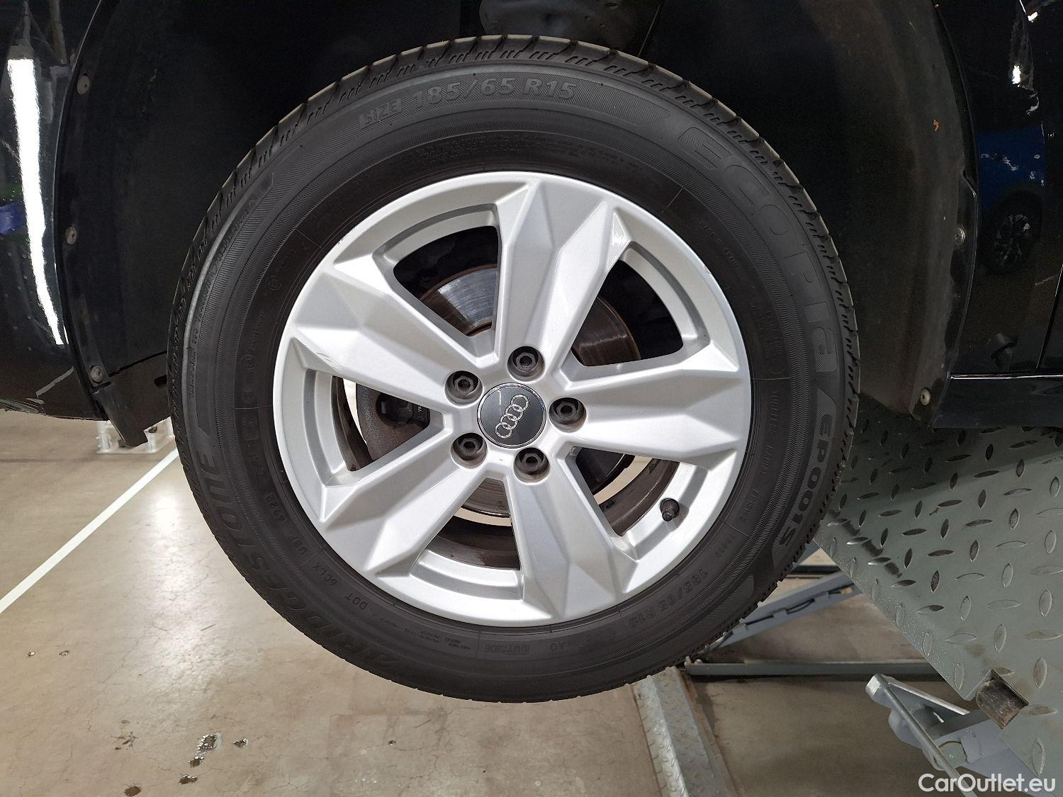  Audi  A1 Sportback Audi, A1 SB '18, Audi  1.0 25 TFSI 70kW 5d #6