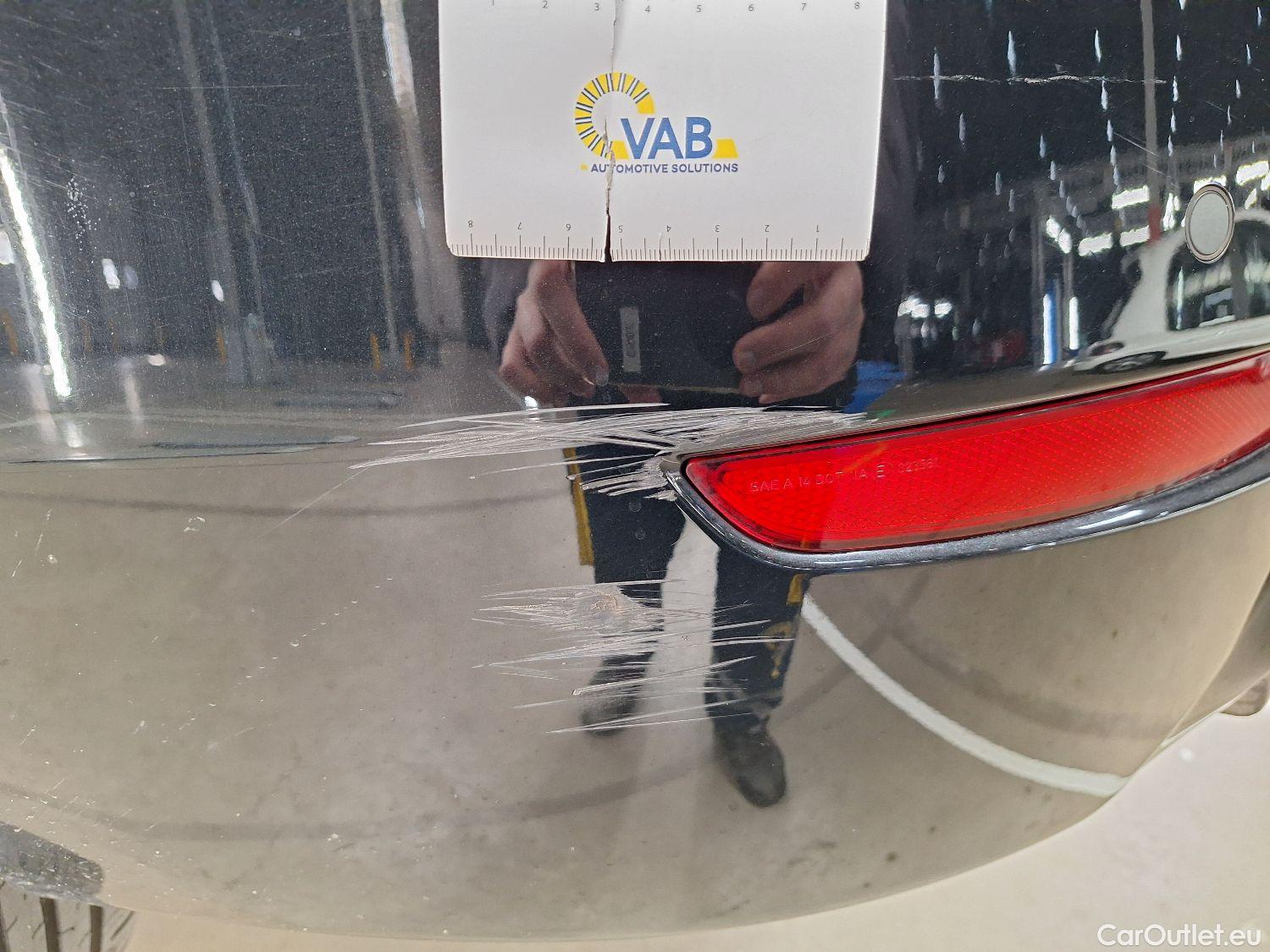  Bmw  Serie 2 BMW, 2-serie GranTour '18, BMW 2 Reeks Gran Tourer 218i (100kW) 5d #37