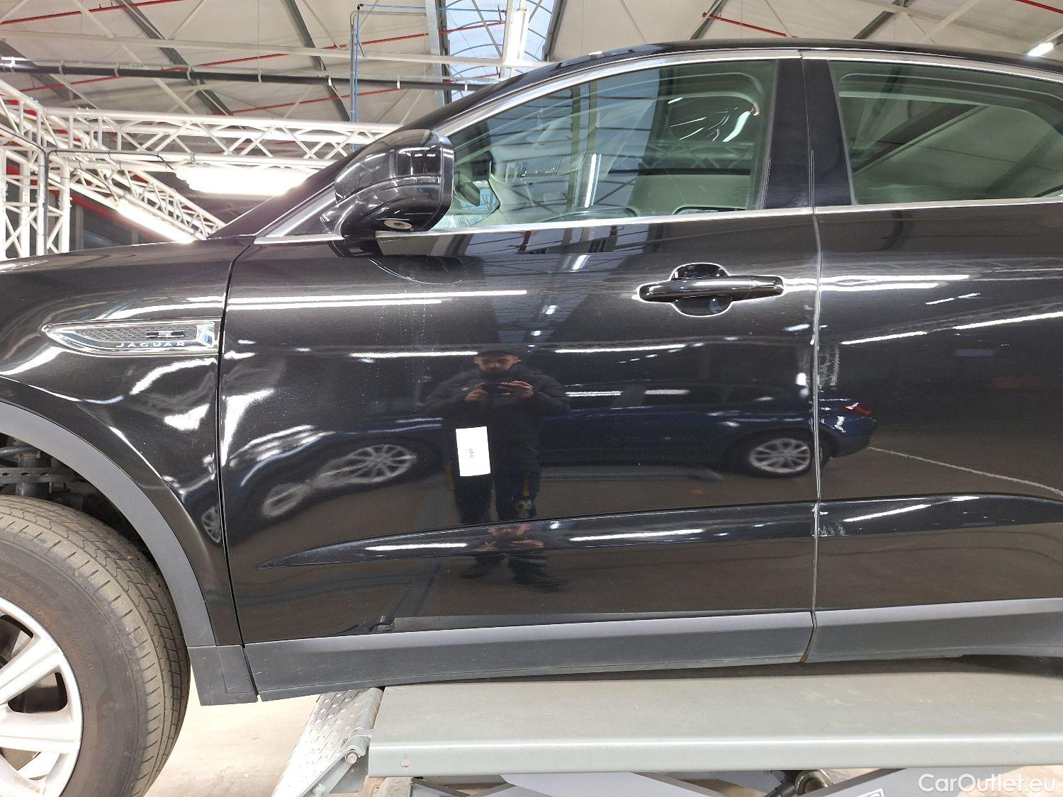  Jaguar  E-PACE Jaguar,  '17, Jaguar  D150 Aut. AWD S 5d #40