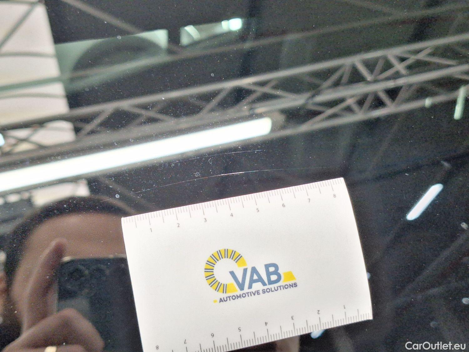  Peugeot  2008 Peugeot,  '19, Peugeot  1.2 Puretech 96kW S&S EAT8 GT Line 5d #21