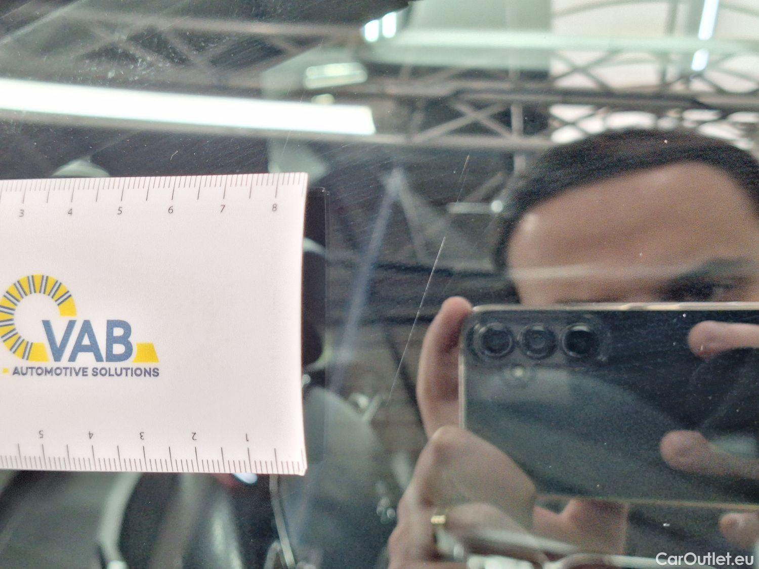  Peugeot  2008 Peugeot,  '19, Peugeot  1.2 Puretech 96kW S&S EAT8 GT Line 5d #19