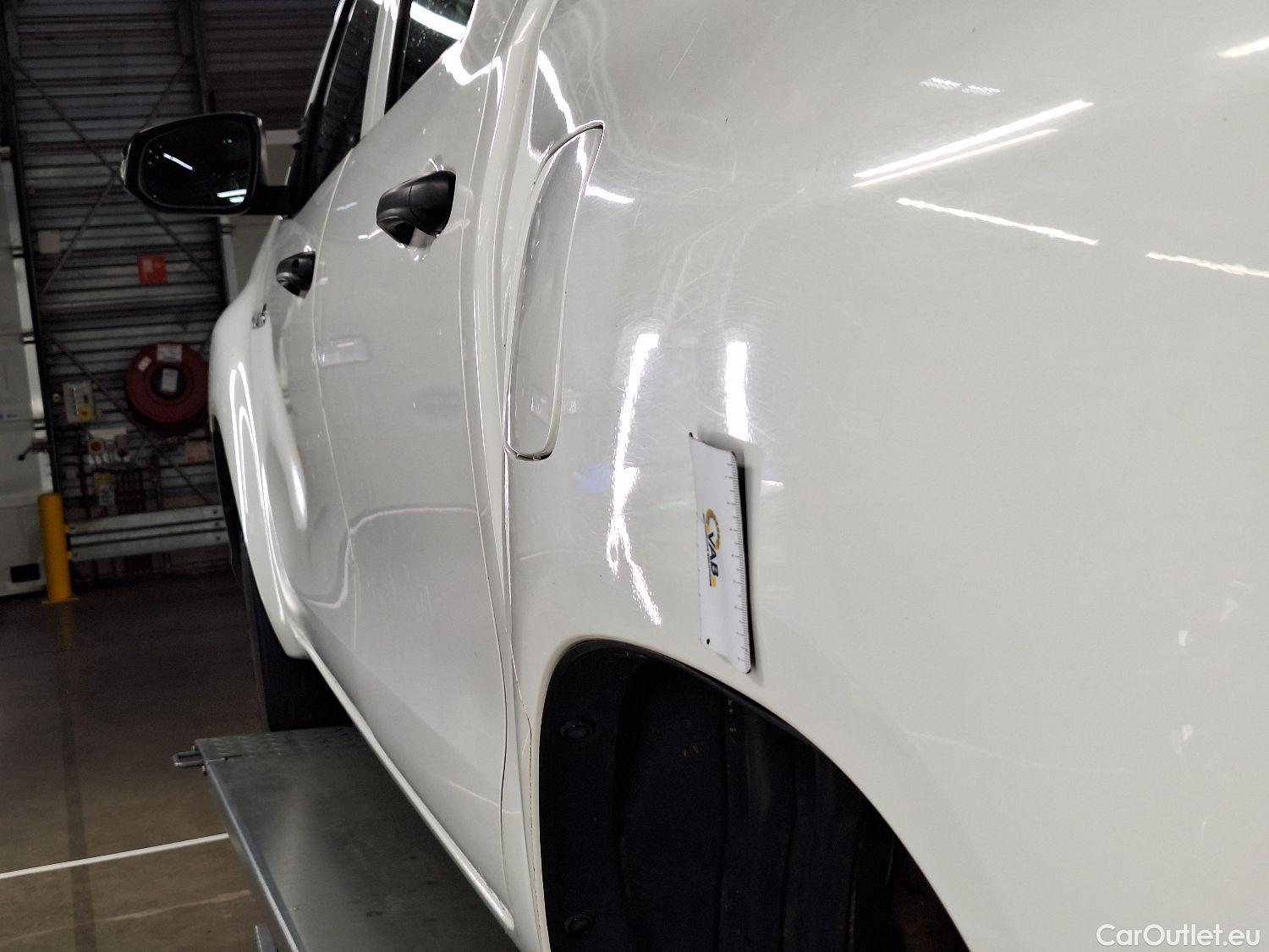  Toyota  Hilux Toyota, _Hi-Lux '16, Toyota  2.4 D-4D Double Cab Active 4d #26