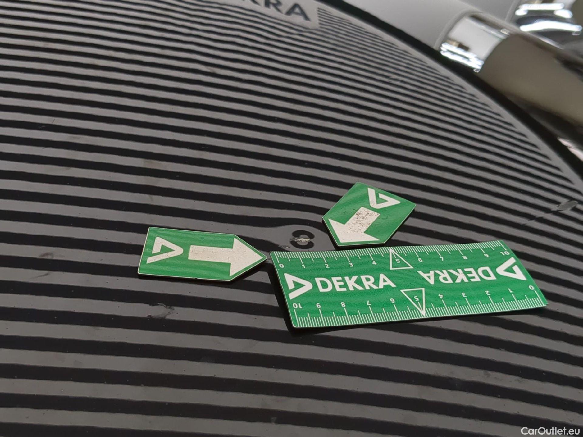  Mercedes  GLC MERCEDES-BENZ  / 2022 / 5P / SUV  400 e AMG Line 4MATIC #13