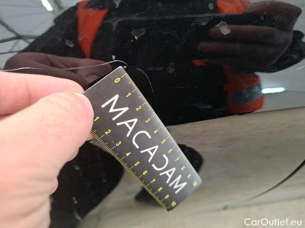  Mercedes  G-Klasee MERCEDES-BENZ GLC Coupe / 2019 / 5P / Coupé 2.0 GLC 300 E BUSINESS LINE 4MATIC #3