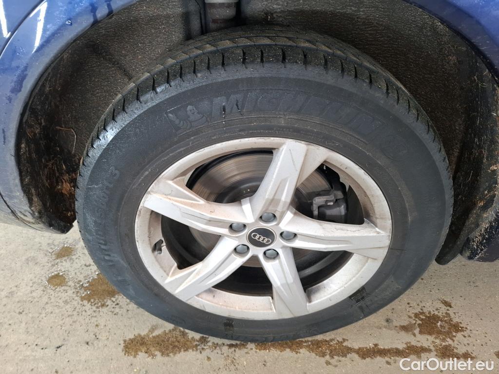  Audi  Q5 AUDI  / 2020 / 5P / SUV 50 TFSI e 299 QTT S TRONIC 7 S LINE #26