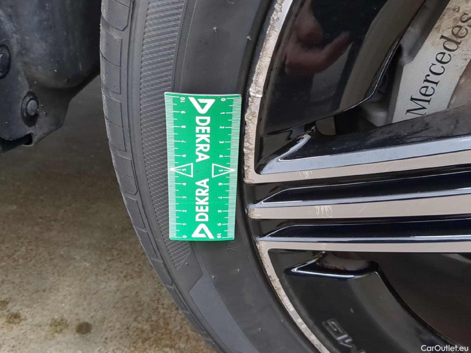  Mercedes  GLC MERCEDES-BENZ  / 2022 / 5P / SUV  400 e AMG Line 4MATIC #4