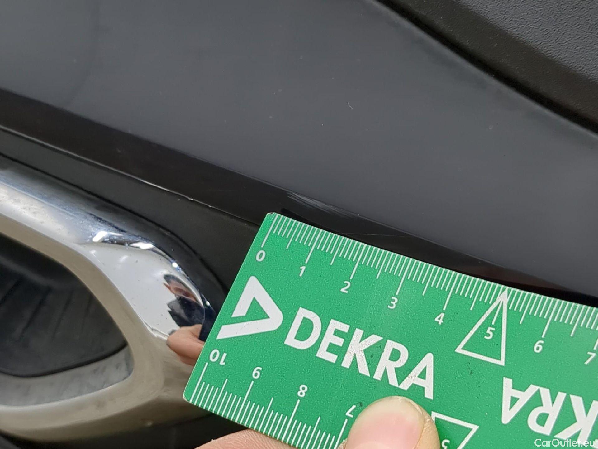  Mercedes  GLC MERCEDES-BENZ  / 2022 / 5P / SUV  400 e AMG Line 4MATIC #25