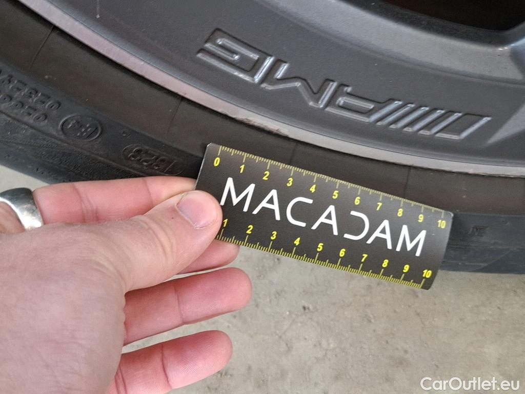  Mercedes  G-Klasee MERCEDES-BENZ GLC Coupe / 2019 / 5P / Coupé 2.0 GLC 300 DE BUSINESS LINE 4MATIC #12