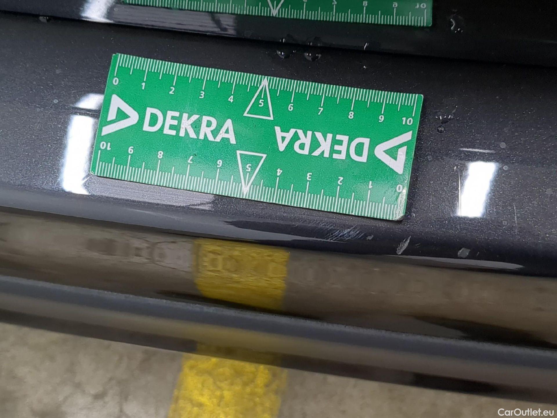  Mercedes  GLC MERCEDES-BENZ  / 2022 / 5P / SUV  400 e AMG Line 4MATIC #29