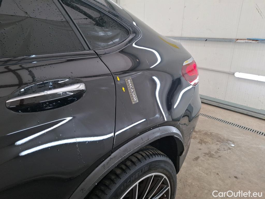  Mercedes  G-Klasee MERCEDES-BENZ GLC Coupe / 2019 / 5P / Coupé GLC 300 e AMG Line 4Matic #21