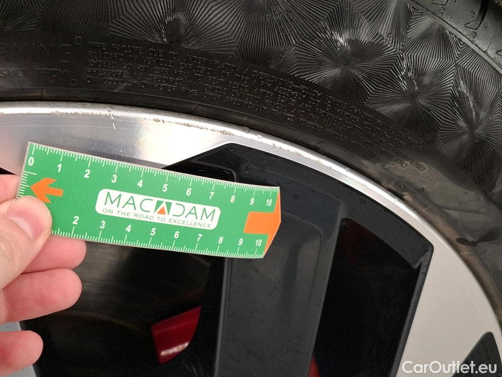  Audi  Q8  e-tron 55 quattro Avus 114kWh BVA #12