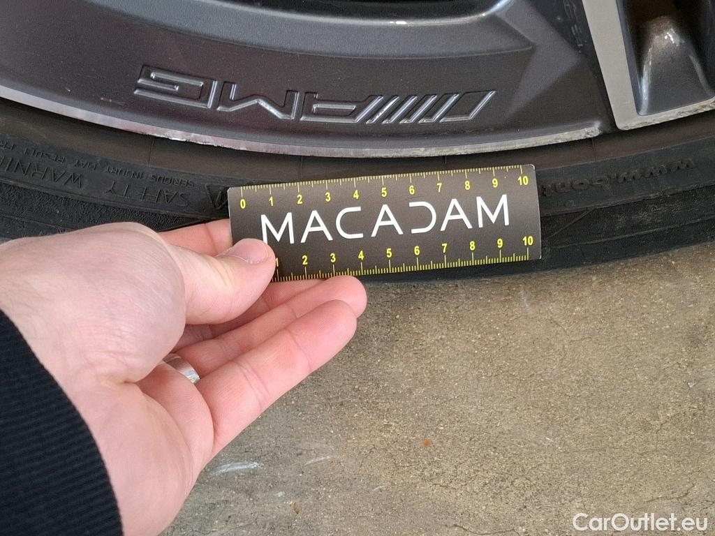  Mercedes  G-Klasee MERCEDES-BENZ GLC Coupe / 2019 / 5P / Coupé 2.0 GLC 300 DE BUSINESS LINE 4MATIC #6