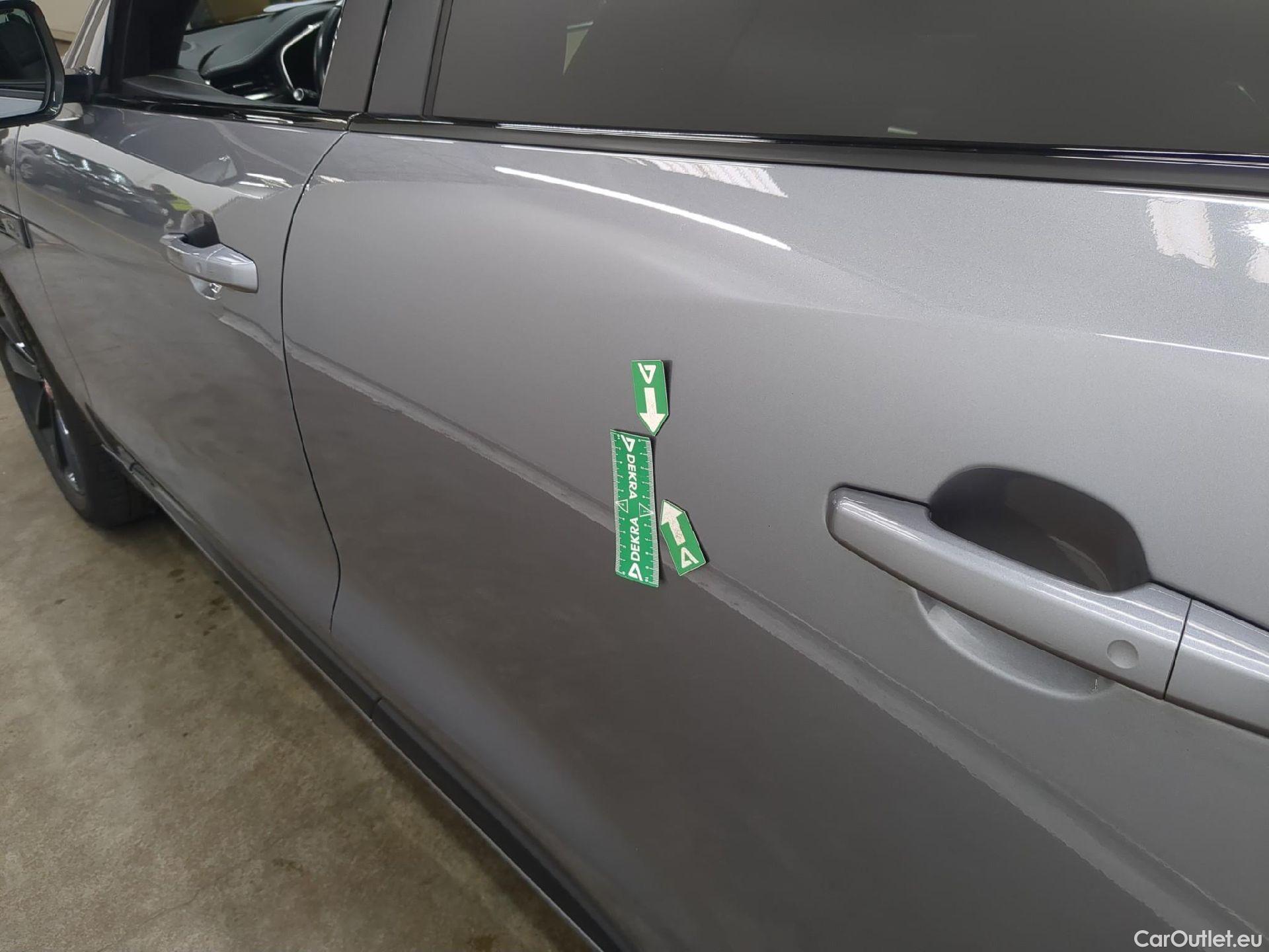  Jaguar  F-PACE JAGUAR  / 2015 / 5P / SUV P400e PHEV BVA 4x4 R-Dynamic S #9