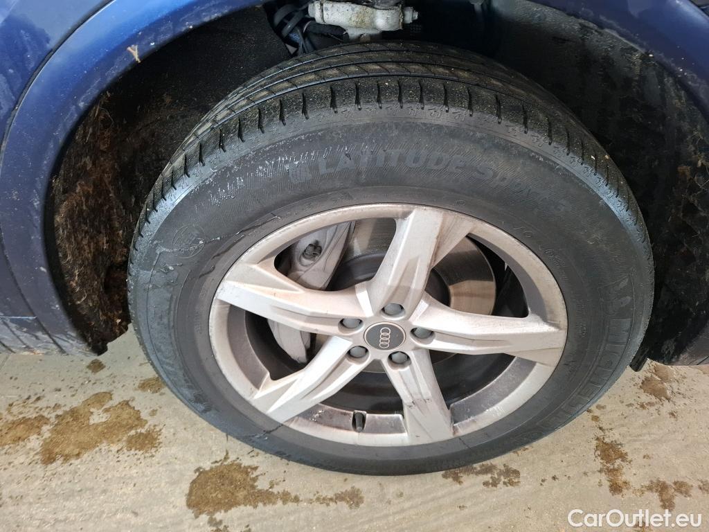  Audi  Q5 AUDI  / 2020 / 5P / SUV 50 TFSI e 299 QTT S TRONIC 7 S LINE #29