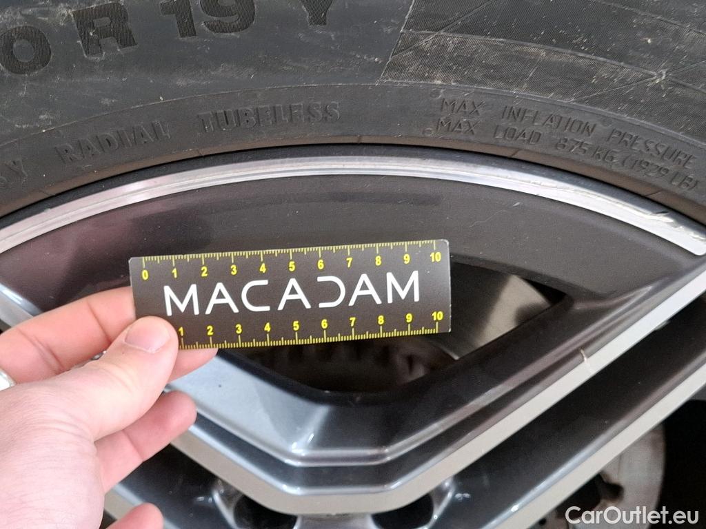  Mercedes  G-Klasee MERCEDES-BENZ GLC Coupe / 2019 / 5P / Coupé 2.0 GLC 300 DE BUSINESS LINE 4MATIC #18