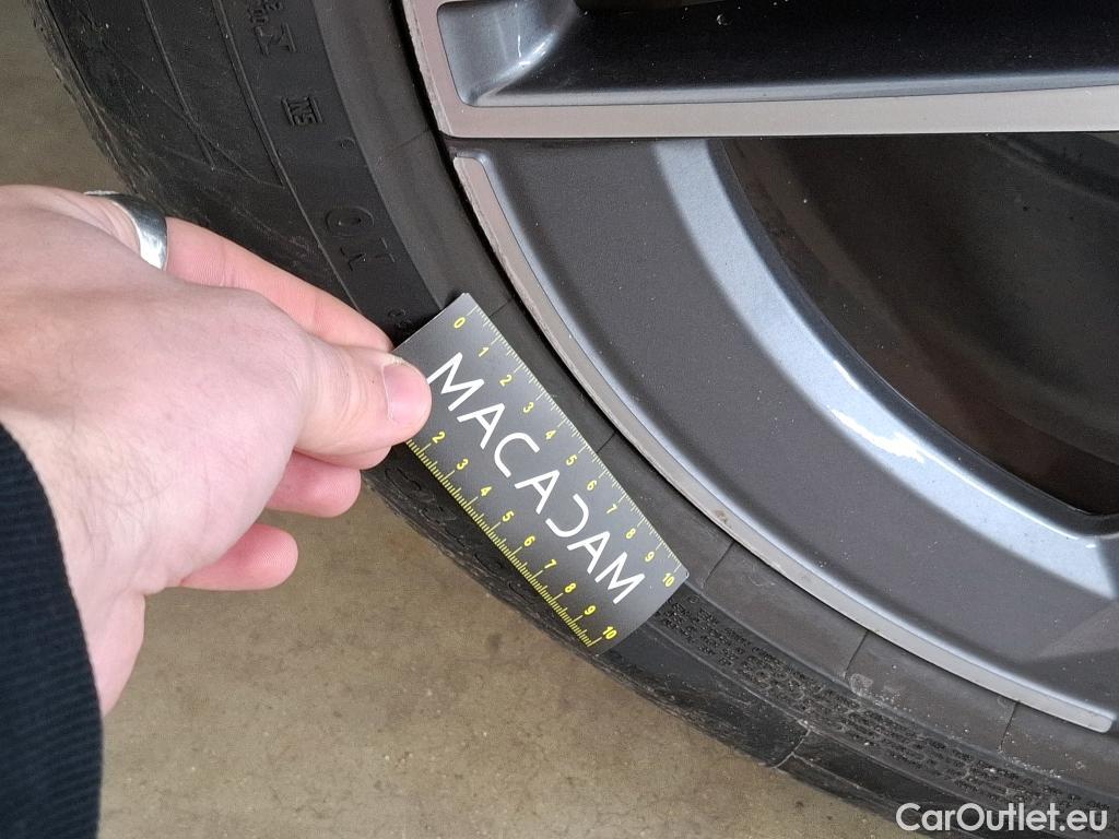  Mercedes  G-Klasee MERCEDES-BENZ GLC Coupe / 2019 / 5P / Coupé 2.0 GLC 300 DE BUSINESS LINE 4MATIC #16