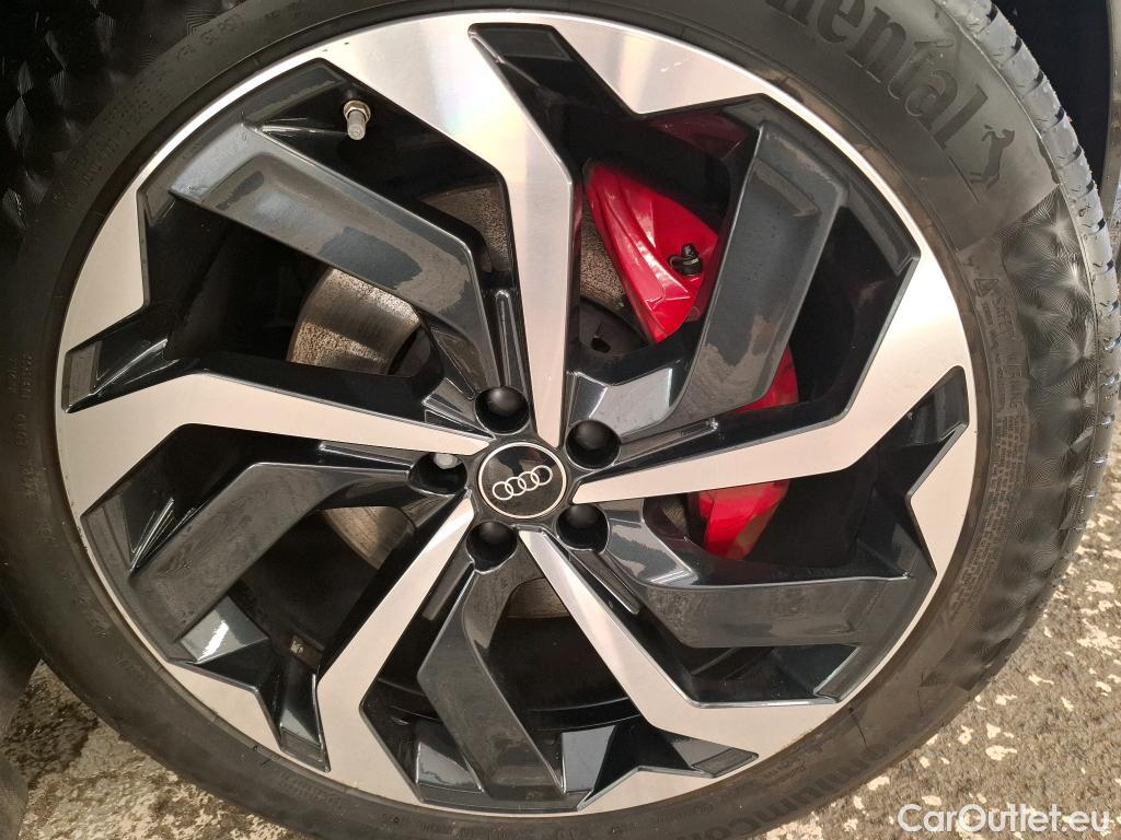  Audi  Q8  e-tron 55 quattro Avus 114kWh BVA #6