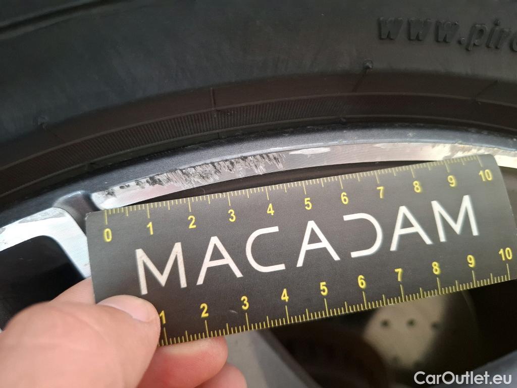  Mercedes  G-Klasee MERCEDES-BENZ GLC Coupe / 2019 / 5P / Coupé 2.0 GLC 300 E BUSINESS LINE 4MATIC #24