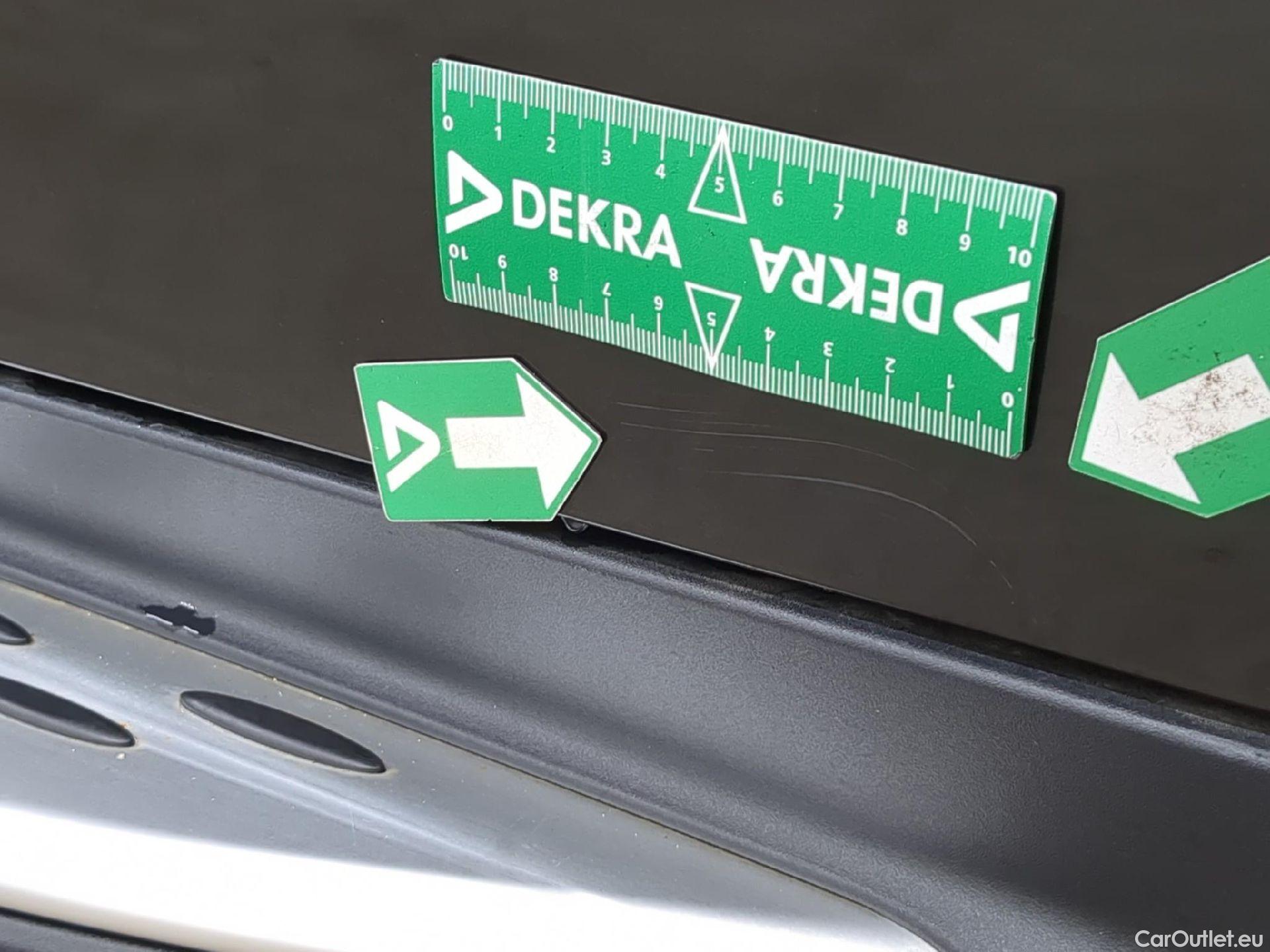  Mercedes  GLC MERCEDES-BENZ  / 2022 / 5P / SUV  400 e AMG Line 4MATIC #21