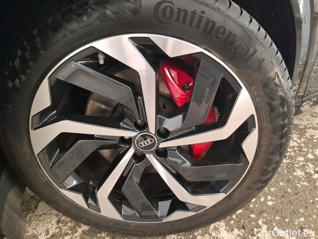  Audi  Q8  e-tron 55 quattro Avus 114kWh BVA #5