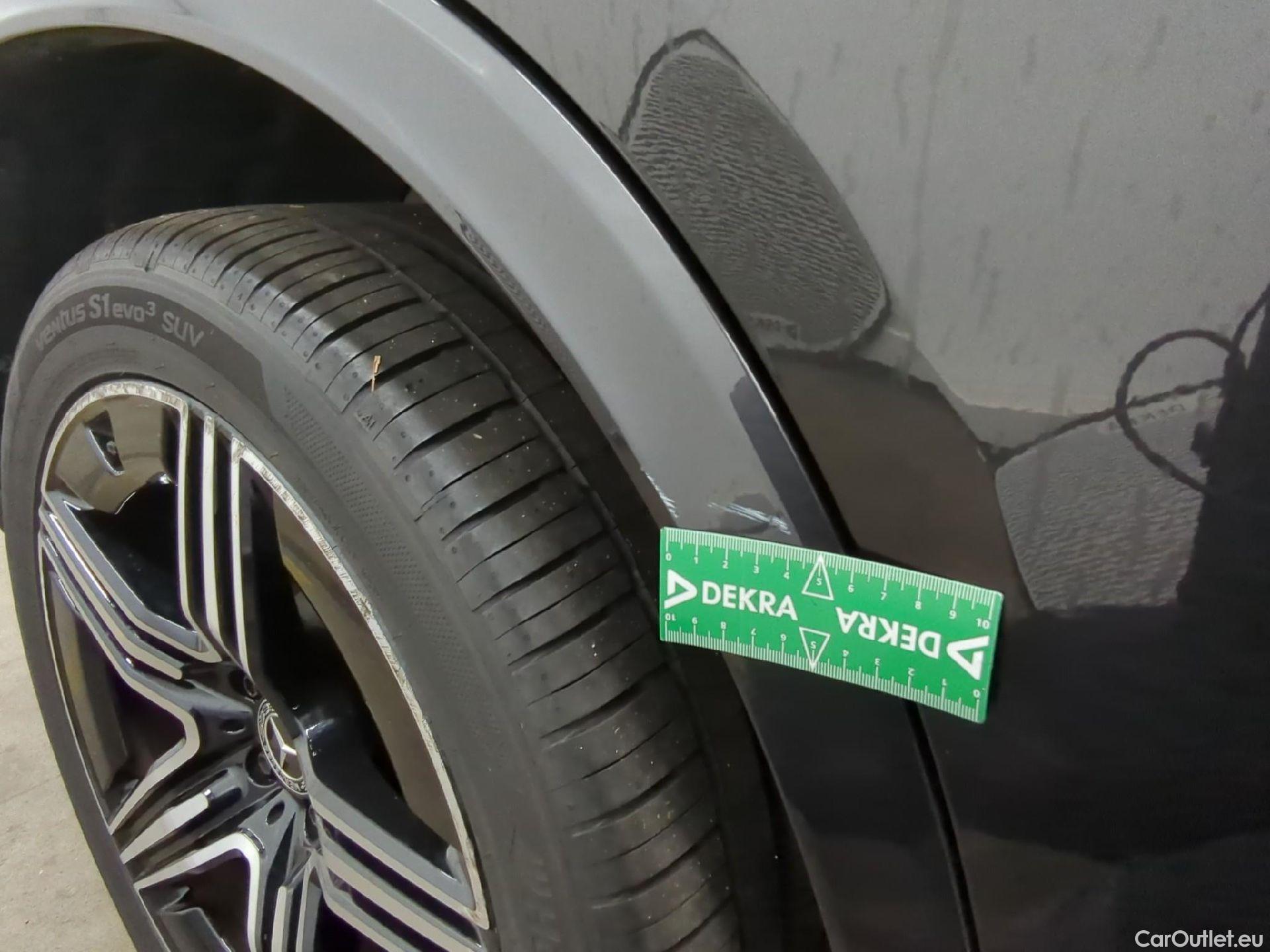  Mercedes  GLC MERCEDES-BENZ  / 2022 / 5P / SUV  400 e AMG Line 4MATIC #16