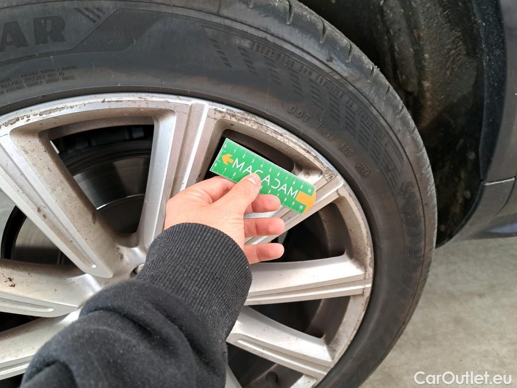  Volvo  XC90 VOLVO  5p SUV T8 Twin Engine AWD GT 8 Inscription Luxe #38