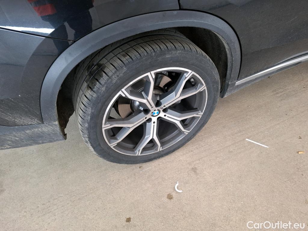  Bmw  X5 BMW  / 2018 / 5P / SUV xDrive30d 286ch xLine BVA8 #4