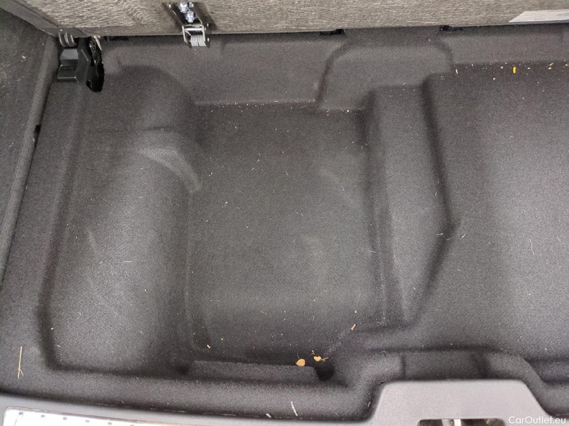  Volvo  XC90  Ultimate Dark Recharge Plug-In Hybrid AWD 2.0 T8 Twin Engine #3