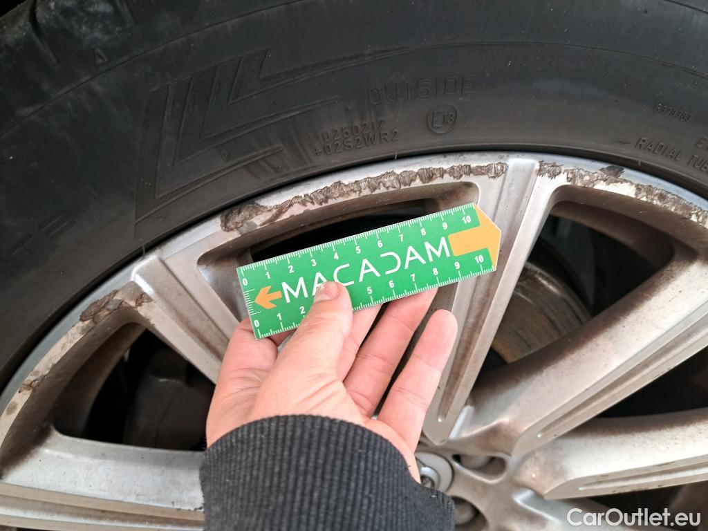  Volvo  XC90 VOLVO  5p SUV T8 Twin Engine AWD GT 8 Inscription Luxe #9