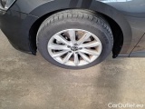  Volkswagen  Passat VOLKSWAGEN  / 2019 / 5P / STATION WAGON VAR. 2.0TDI SCR EVO 110KW BUSINESS DSG #67