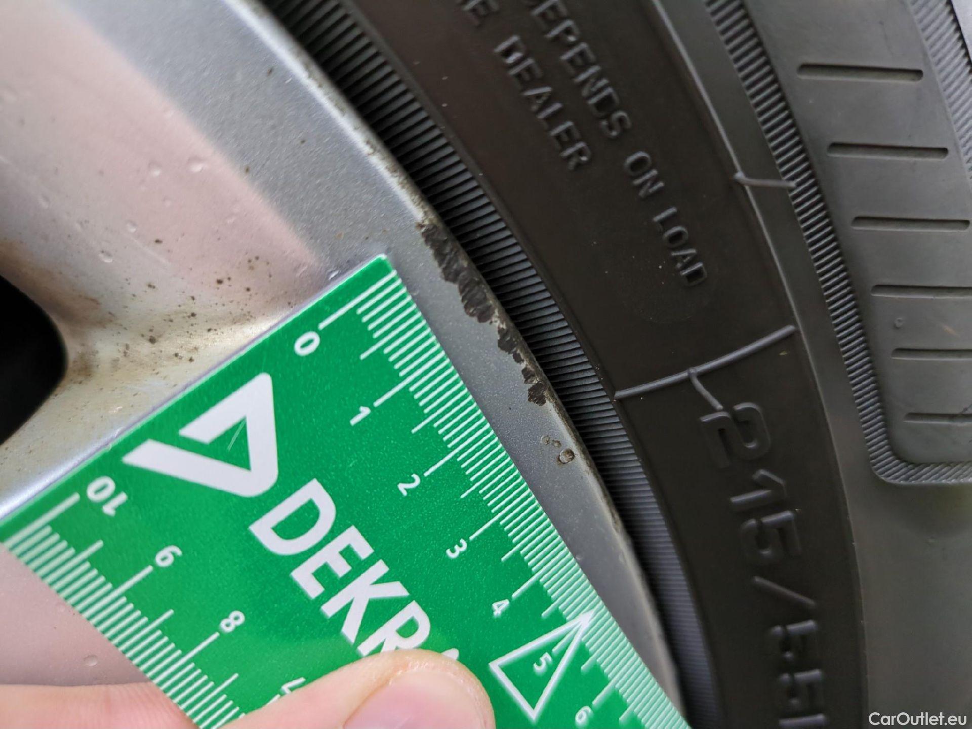  Skoda  Karoq  Business 1.0 TSI 115CV BVM6 E6dT #2