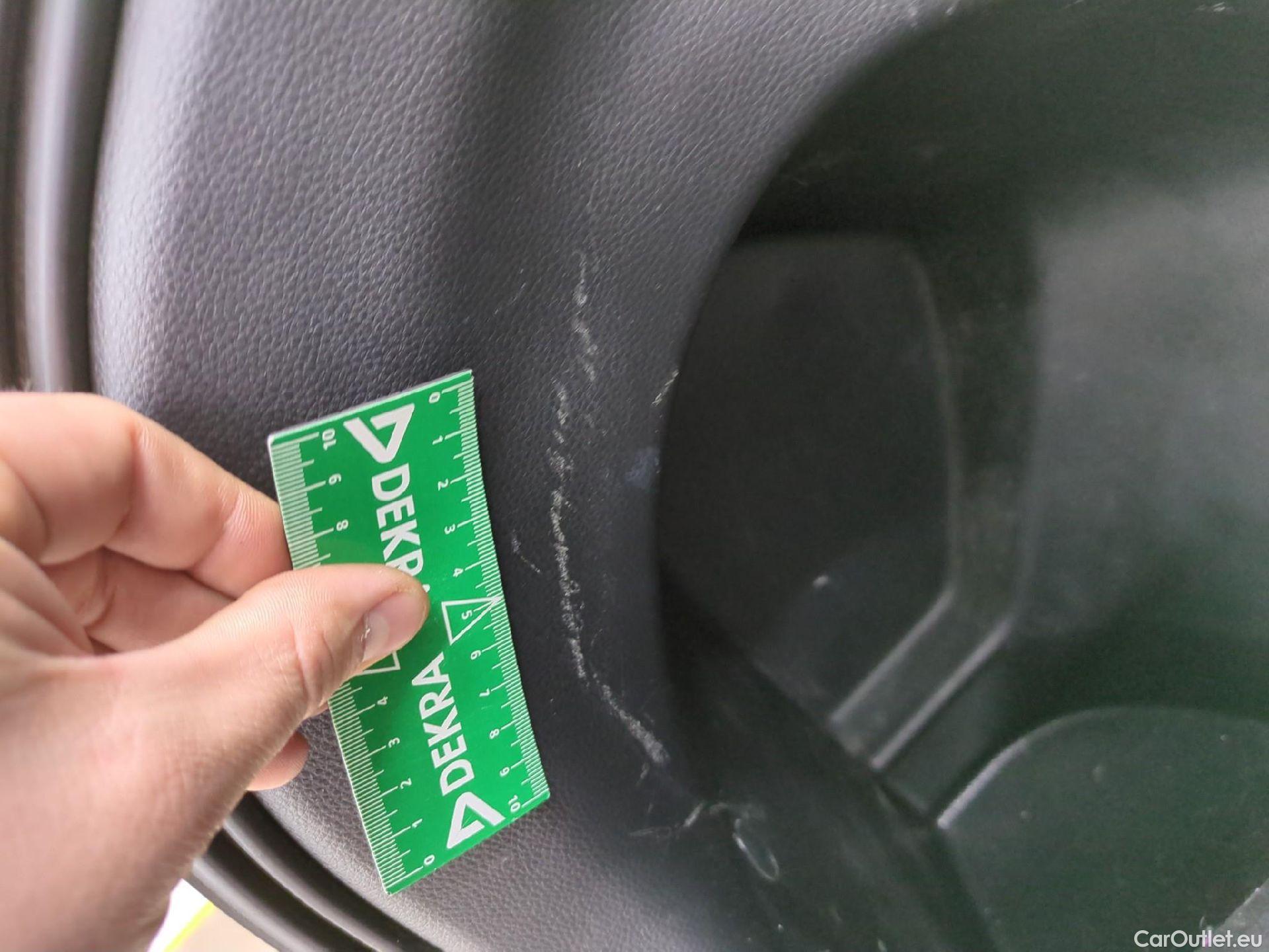  Toyota  Yaris Cross TOYOTA  Hybride / 2021 / 5P / SUV 1.5 HYBRID 116H DYNAMIC AUTO #13