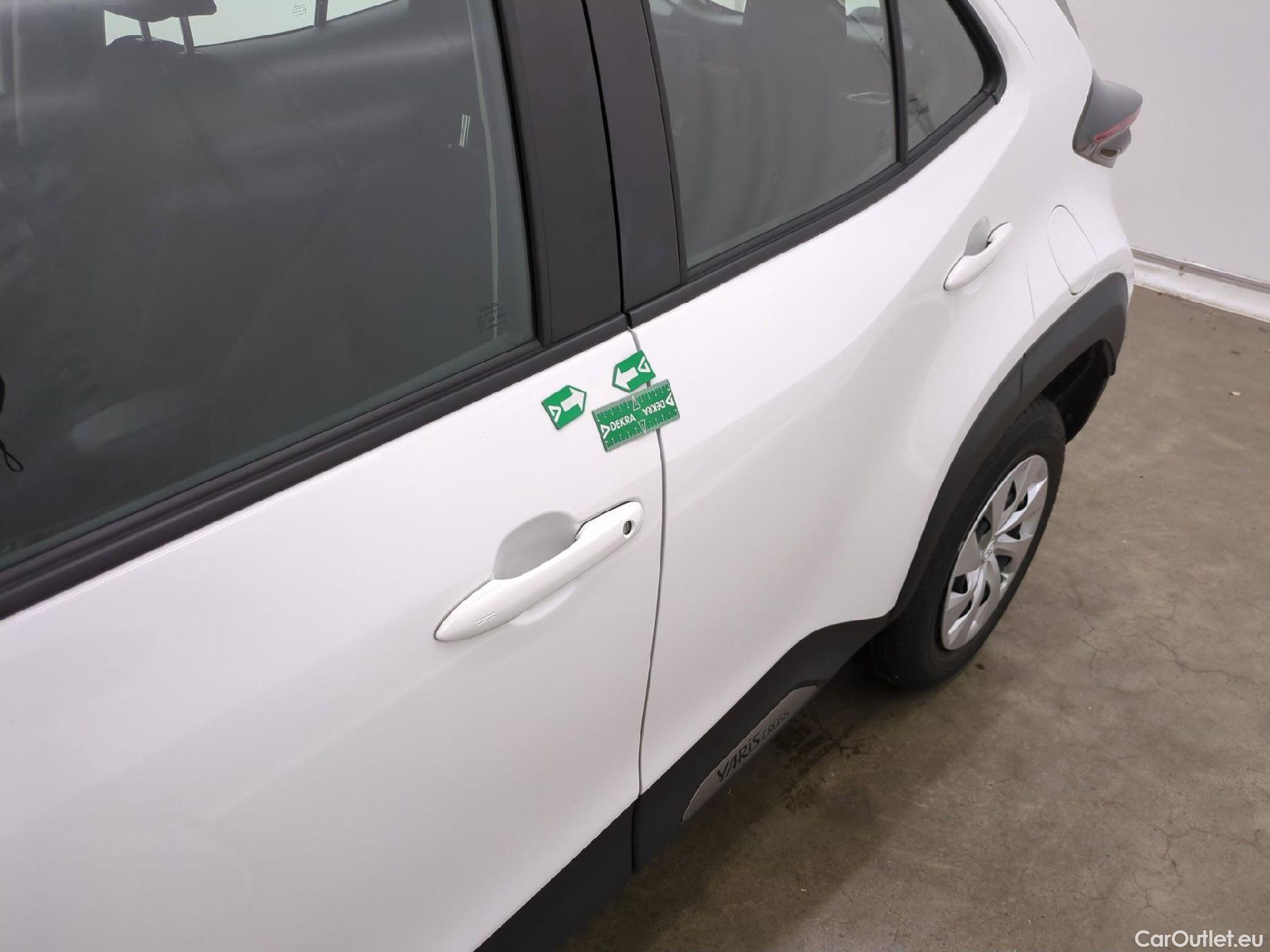  Toyota  Yaris Cross TOYOTA  Hybride / 2021 / 5P / SUV 1.5 HYBRID 116H DYNAMIC AUTO #31