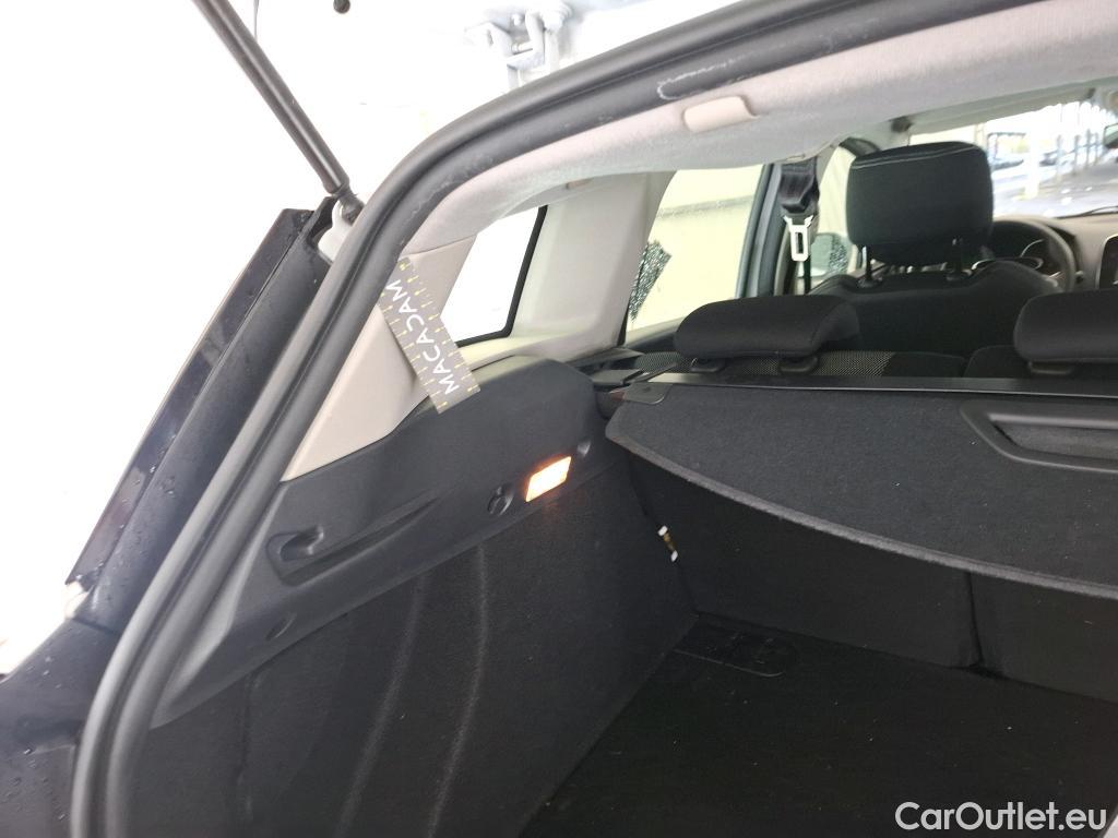  Renault  Clio RENAULT  Estate / 2016 / 5P / Break Business Energy dCi 90 82g #18