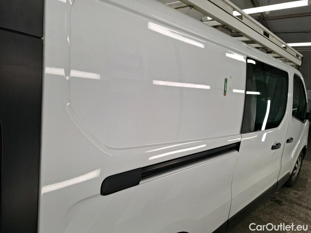  Renault  Trafic RENAULT  / 2019 / 4P / Fourgon tole CA GCF L2H1 1200 dCi 95 #21