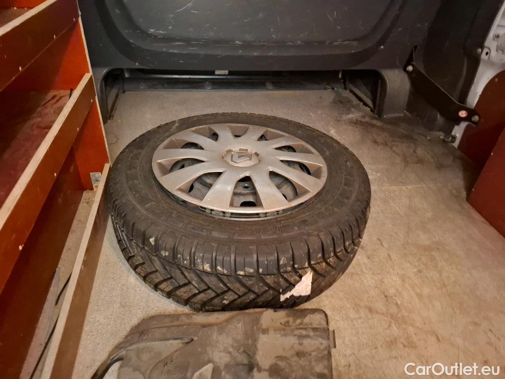  Renault  Trafic RENAULT  / 2019 / 4P / Fourgon tole CA GCF L2H1 1200 dCi 95 #36