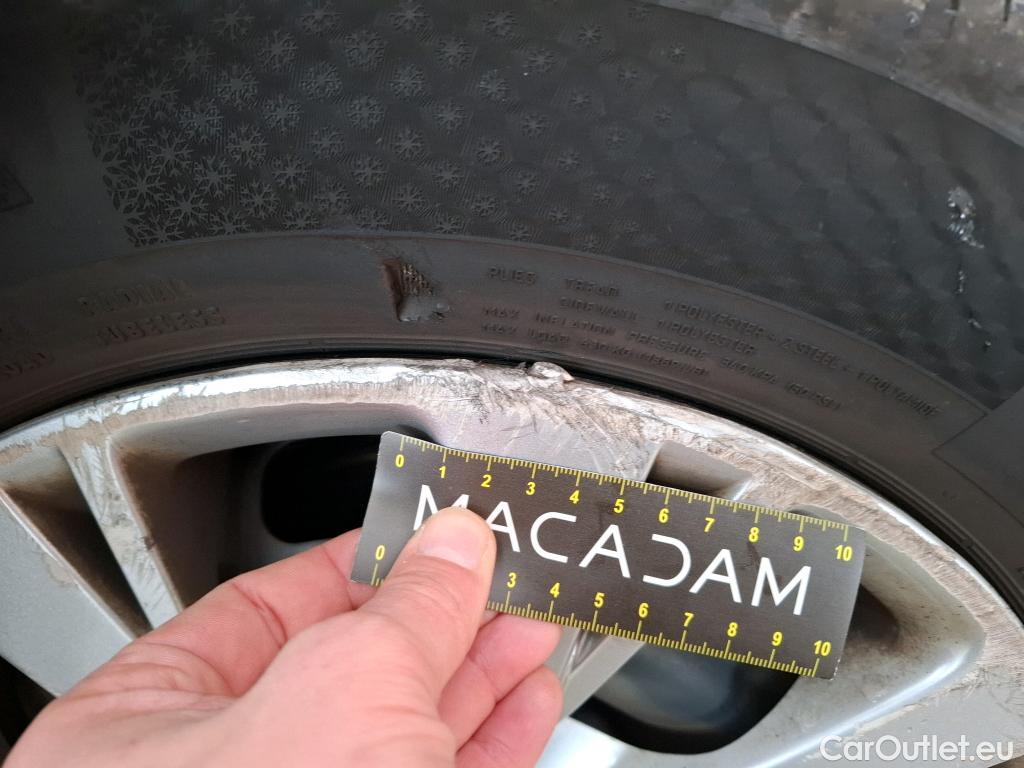  Peugeot  208  Affaire Premium 1.5 HDi 100CV BVM5 E6dT #50