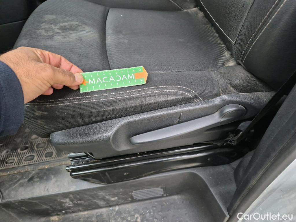  Renault  Trafic  Furgon Grand Confort L1H1 1200 1.6 dCi 125CV BVM6 E6 #24