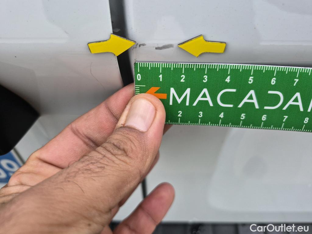  Renault  Trafic  Furgon Grand Confort L1H1 1200 1.6 dCi 125CV BVM6 E6 #6