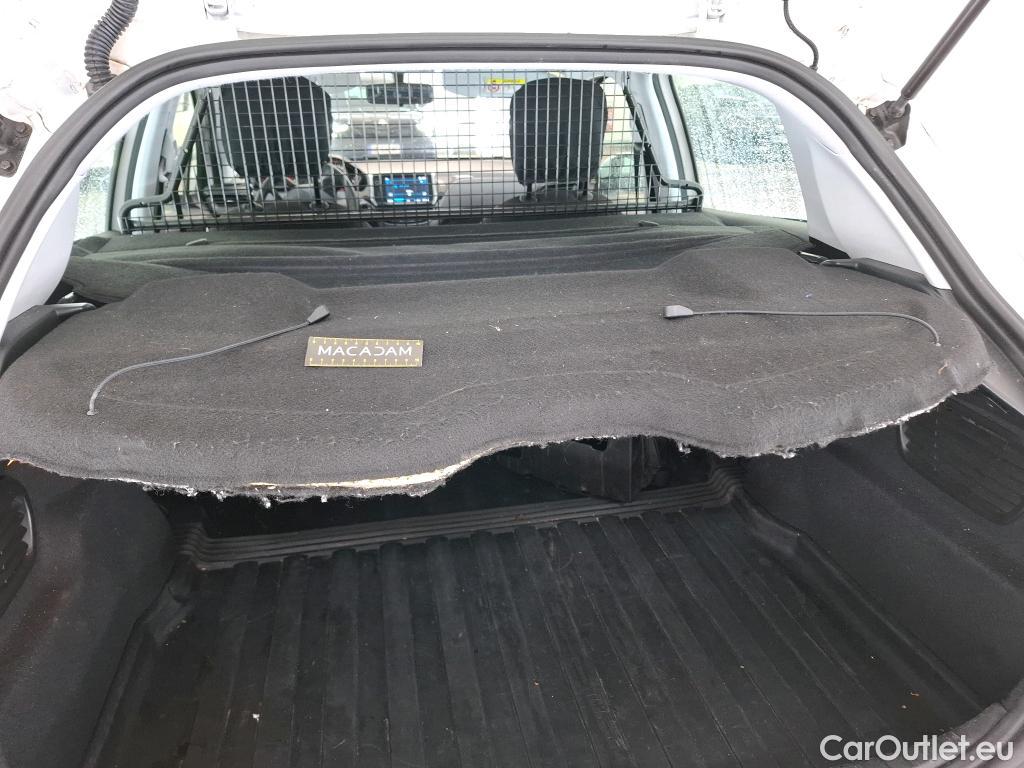  Peugeot  208  Affaire Premium 1.5 HDi 100CV BVM5 E6dT #32