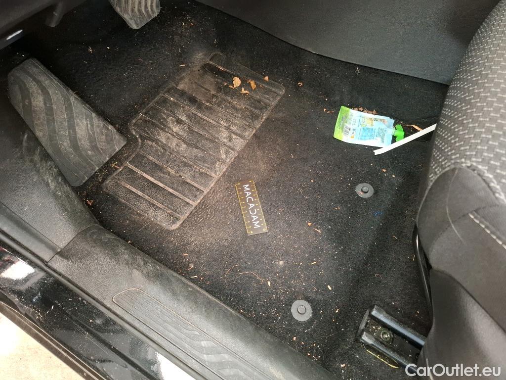  Renault  Kadjar RENAULT  / 2018 / 5P / Crossover Business TCe 140 EDC FAP #1