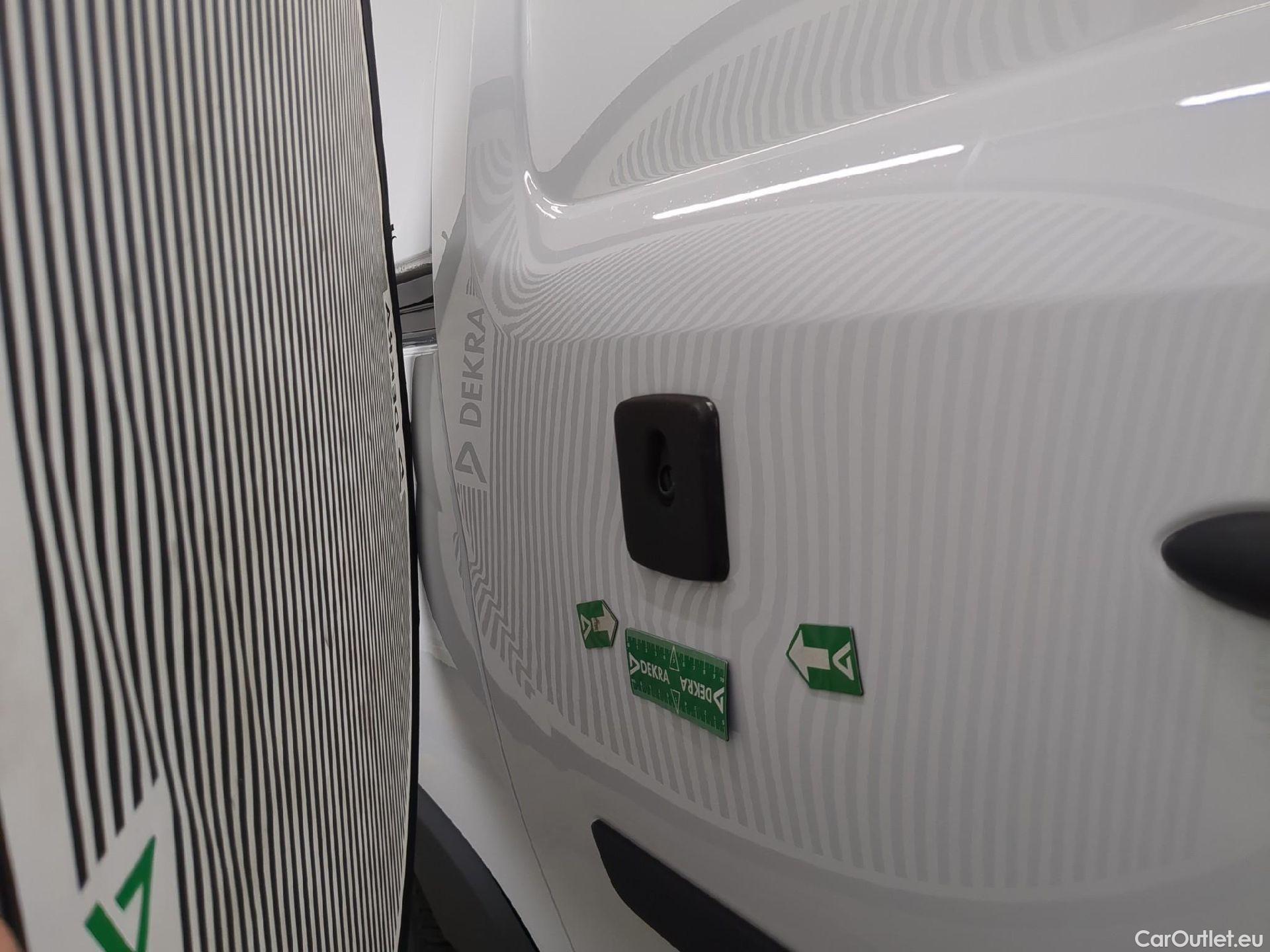  Renault  Kangoo  II Express Maxi Extra (Série Spéciale) 1.5 dCi 95CV BVM6 E6dT #12